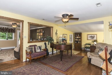 8438 Dogwood Rd, Windsor Mill, MD 21244 - photo 4
