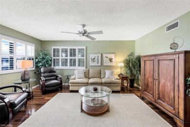 Central Gardens unit 319, Naples, FL 34102 - photo 3