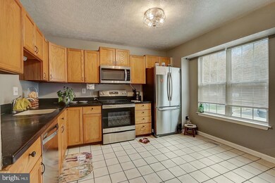 9440 Loch Leven Ct, Laurel, MD 20723 - photo 4