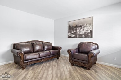 5-web-or-mls-3730-w-bloomfield-rd