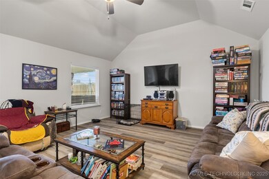 7402 E 89th St N, Owasso, OK 74055 - photo 4