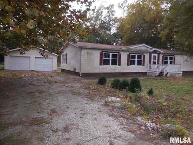 400 E Myrtle St, Virginia, IL 62691 - photo 2