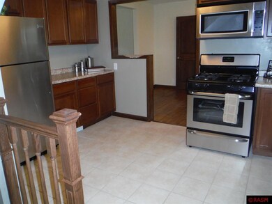 531 N 6th St unit 531 N Sixth Street, Mankato, MN 56001 - photo 4