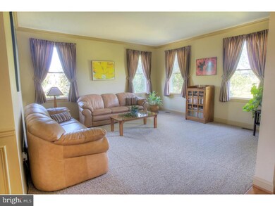 146 Brownbacks Church Rd, Spring City, PA 19475 - photo 3