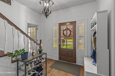 9-web-or-mls-1018 Newland St-9