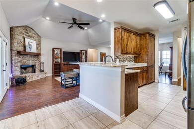 105 Bent Oak Dr, Pottsboro, TX 75076 - photo 6