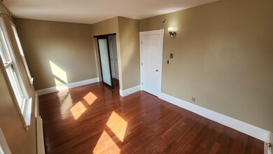 4 Wilbur Ct unit 3, Boston, MA 02128 - photo 5