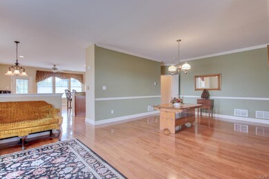 6811 Jewel Ln, Macungie, PA 18062 - photo 6