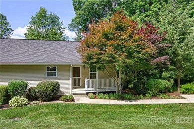 2 Ardis Ln, Hendersonville, NC 28792 - photo 2