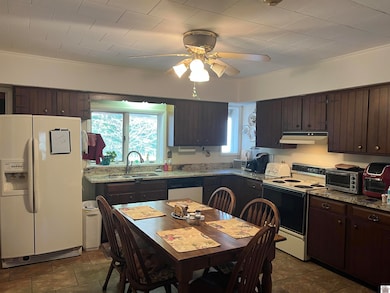 1359 Capp Springs Rd, Benton, KY 42025 - photo 7