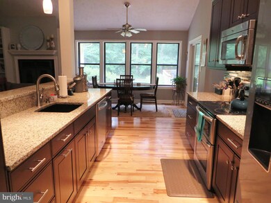 44524 Aspen Ln, California, MD 20619 - photo 3