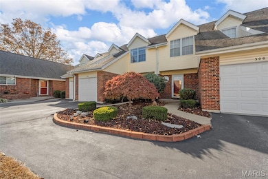 306 Crown Colony Ct unit C, Saint Peters, MO 63376 - photo 2
