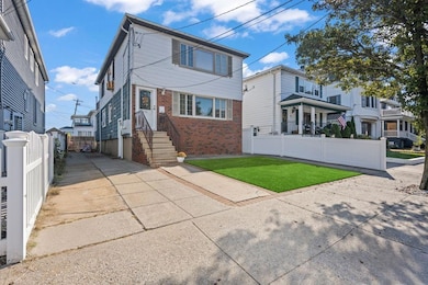454 Beach 122nd St, Rockaway Park, NY 11694 - photo 4