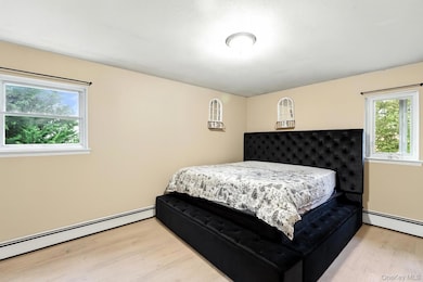 214 Tree Ave, Central Islip, NY 11722 - photo 5