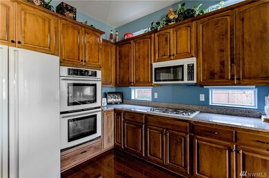 8433 Camano Loop NE, Lacey, WA 98516 - photo 6