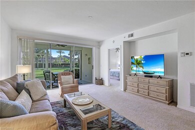 Living Room to Lanai