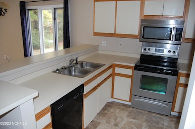 Kitchen (2)