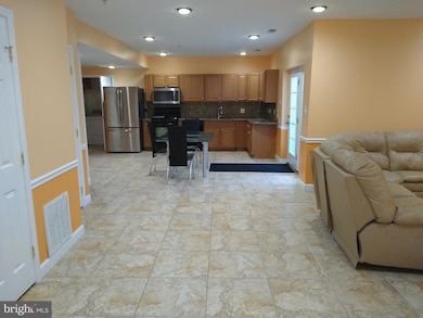 12808 Portias Promise Dr, Bowie, MD 20720 - photo 4
