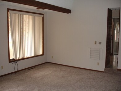 Living Room<|><|>
