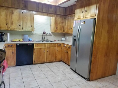 2546 County Road 155, Alvin, TX 77511 - photo 7