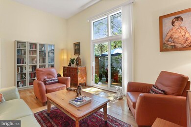 2403 Ansdel Ct, Reston, VA 20191 - photo 4