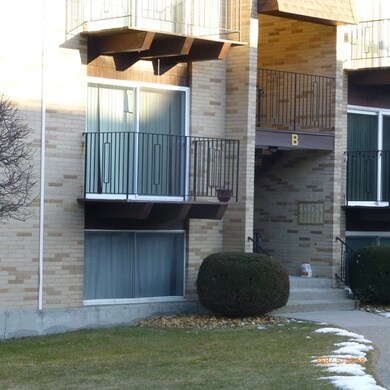 121 Bailey St unit B13, Worcester, MA 01602 - photo 2