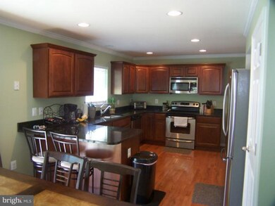 909 George Ave, Essex, MD 21221 - photo 5