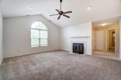 2816 Laurel Wind Blvd unit 2816, Lewis Center, OH 43035 - photo 5