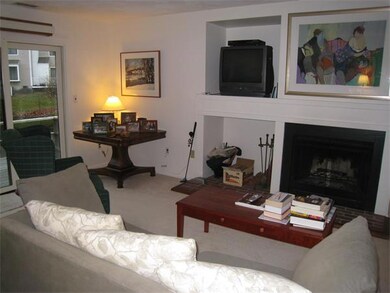 225 Concord Greene unit 22-5, Concord, MA 01742 - photo 4