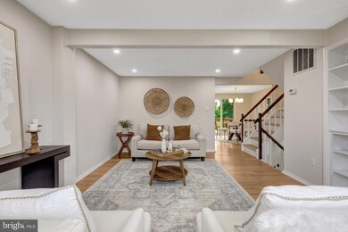 3717 Keefer Ct, Fairfax, VA 22033 - photo 2