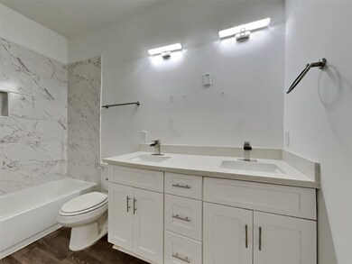 7327 England St unit B, Houston, TX 77021 - photo 4