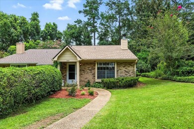 242 Whetherbine Way E, Tallahassee, FL 32301 - photo 2