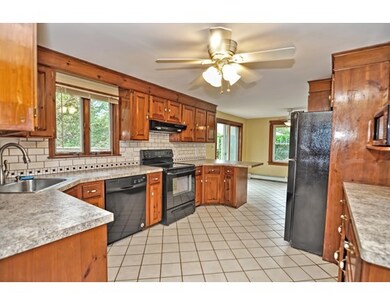 211 Concord St, Rockland, MA 02370 - photo 5