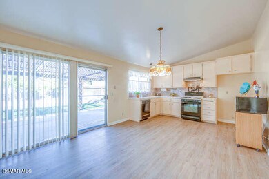 14443 E Rutger Cir Moorpark CA-small-008