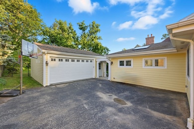 5523 S Garfield St, Hinsdale, IL 60521 - photo 5