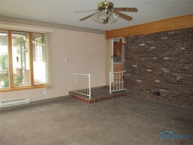 Dining Room (22x11)
