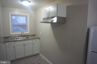 401-403 Green St W unit B3, Millville, NJ 08332 - photo 6