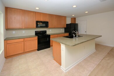 12178 Alexandra Dr, Jacksonville, FL 32218 - photo 7