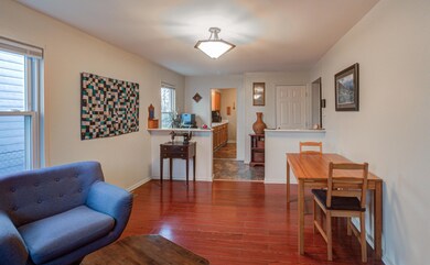 1235 Loretta Ave_5_Living Room 1