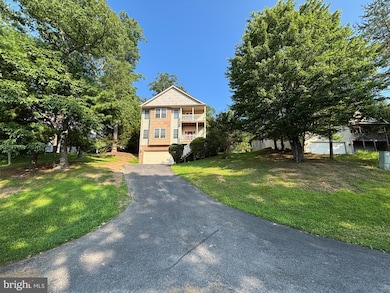 121 Waterside Ln, Cross Junction, VA 22625 - photo 3