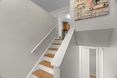 Bright and sunny entry