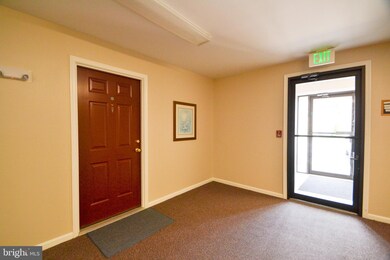 2011 Rudy Serra Dr unit 1D, Sykesville, MD 21784 - photo 2