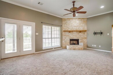 550 Sandlin Ln, Springtown, TX 76082 - photo 5