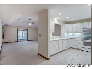 1520 Madison Place unit 6, Wapakoneta, OH 45895 - photo 7