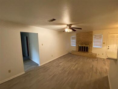 1335 Peach Spring Dr, Houston, TX 77088 - photo 4