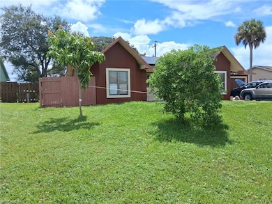 2632 44th St SW, Naples, FL 34116 - photo 2