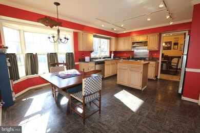 19308 Heritage Ln, Hagerstown, MD 21742 - photo 4