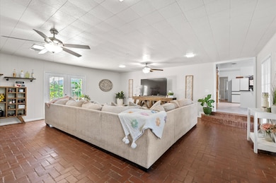 1106 Oriole Ln, Wharton, TX 77488 - photo 5