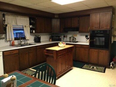 1729 Tweed Ave, Allentown, PA 18103 - photo 7