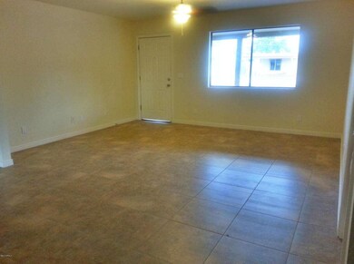 Apache living room 2